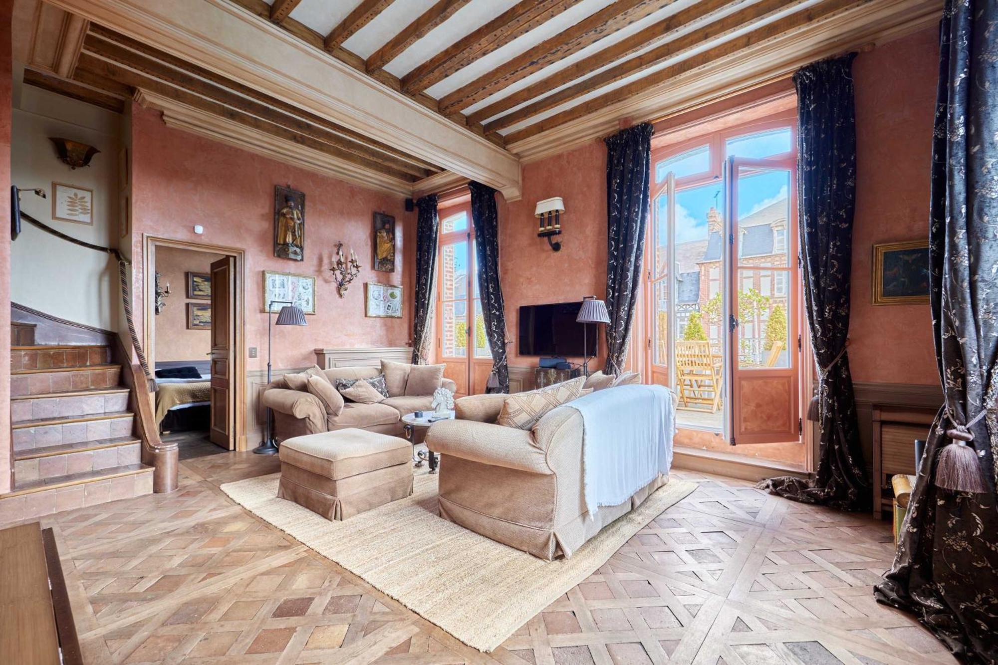 Luxurious 4 Bedroom Duplex, 200M From Place Morny Deauville Exterior foto